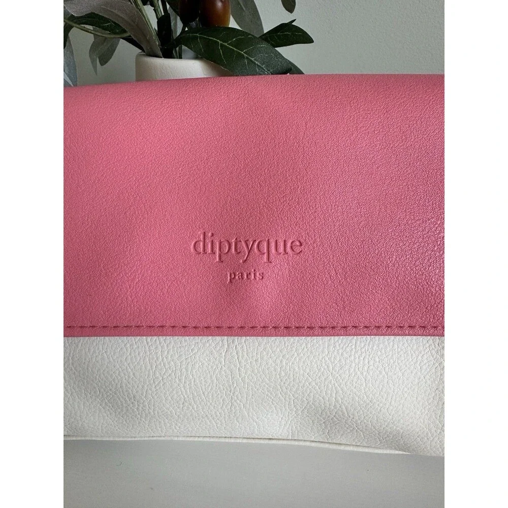 Diptyque x Qatar Airways Breast Cancer Awareness Makeup Bag Pink White Ribbon